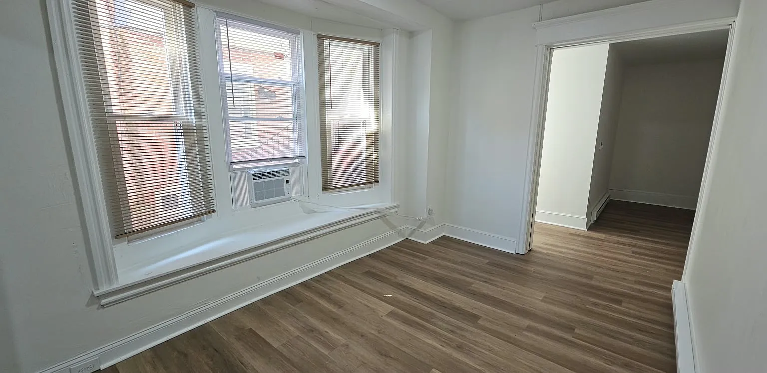 2 bed, 800 sqft, $1,850 — Photo 1