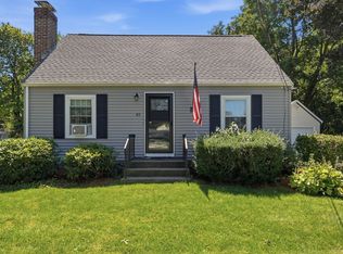 43 Spruce St, Shrewsbury, MA 01545