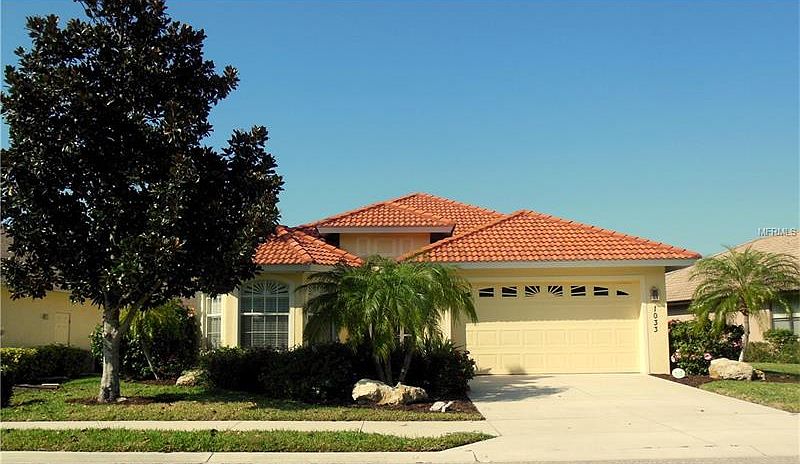1st image of 1033 Yosemite Dr