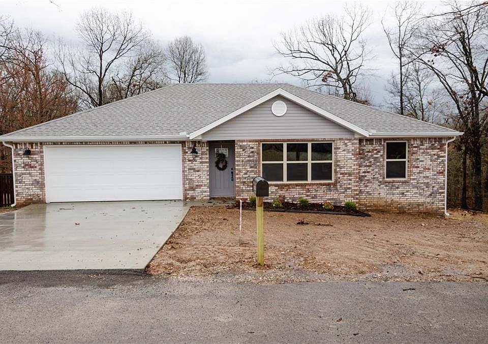 1st image of 36 Boswell Dr