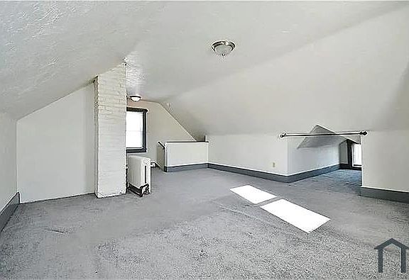 5th image of 424 Wilson Ave