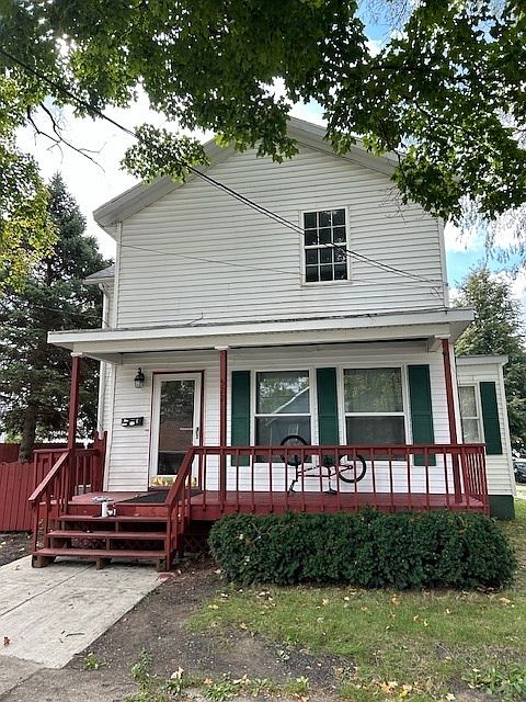 2nd image of 522 W Grove St
