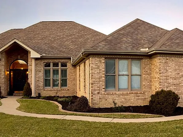 142 Leslie Dr, Scott Depot, WV 25560