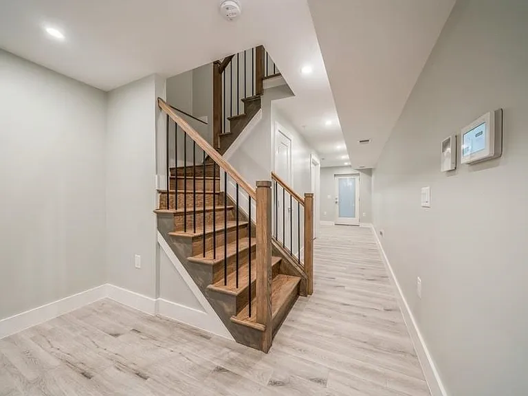 111 Collard St #2 — Photo 12