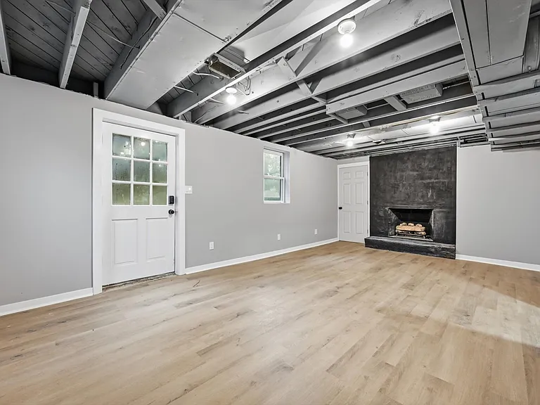3315 S 104th Ave — Photo 18