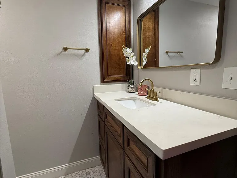 4406 Mallard Dr — Photo 13
