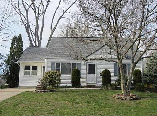 1st image of 46 Green Acres Ave