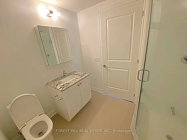 9618 Yonge St #605 — Photo 14