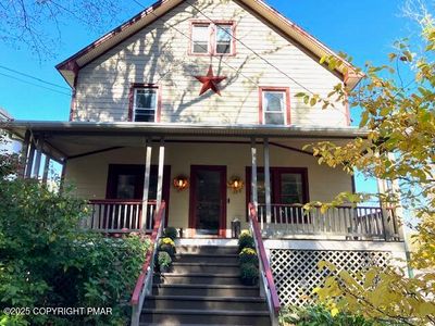 50 Shepard Ave, Delaware Water Gap, PA, 18327