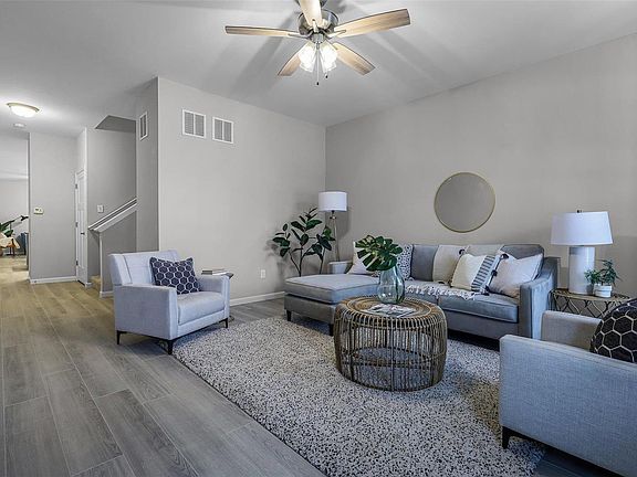5th image of 3864 Boulevard Heights Ct