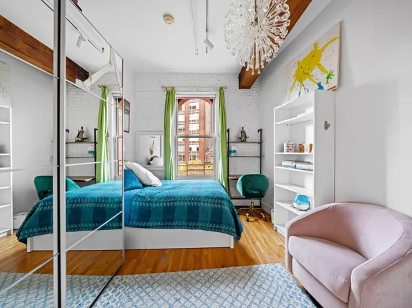 165 Duane Street image 20 of 29