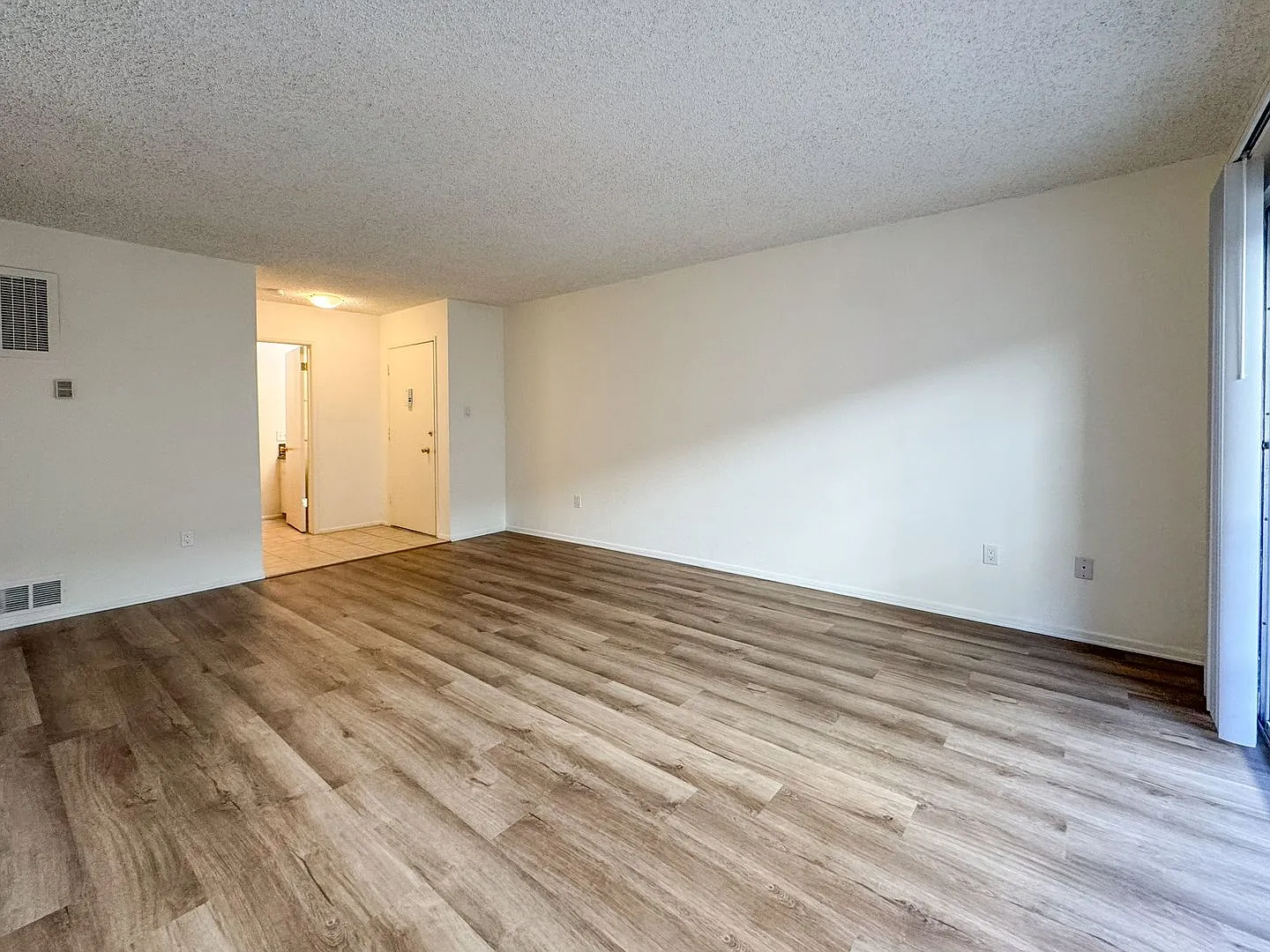 1755 Purdue Ave. — Photo 3