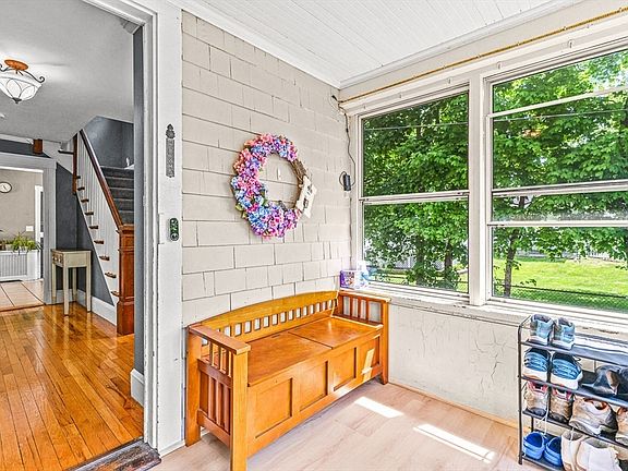 2nd image of 22 Palmer St