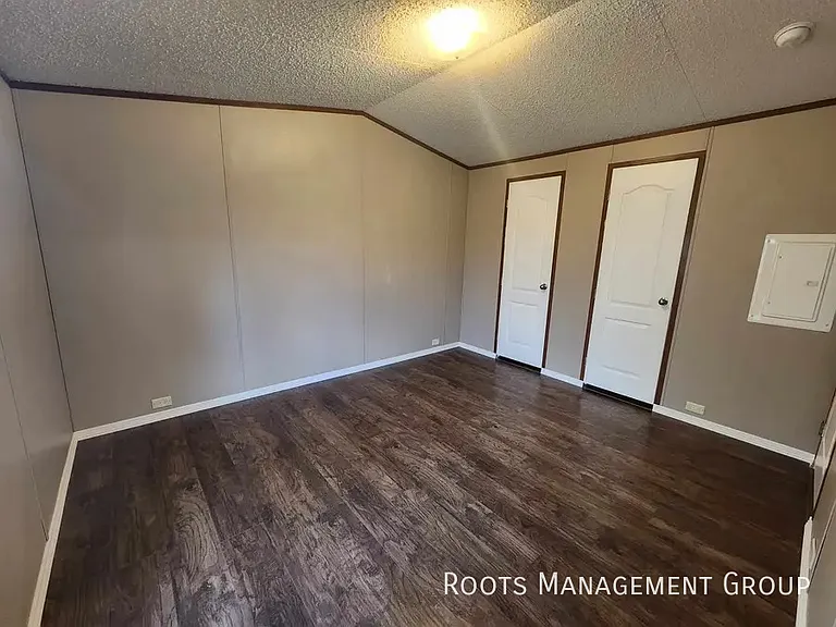 310 Scobey Ave #314 — Photo 5