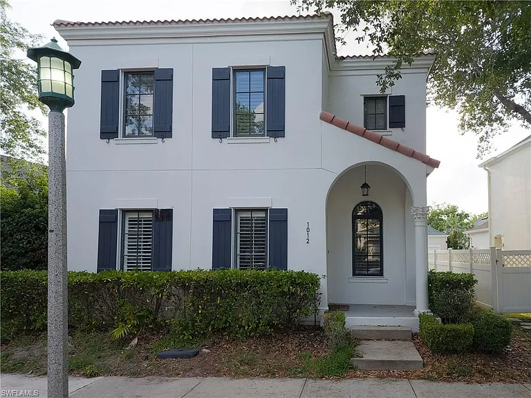 1012 Jeater Bend Dr — Photo 1