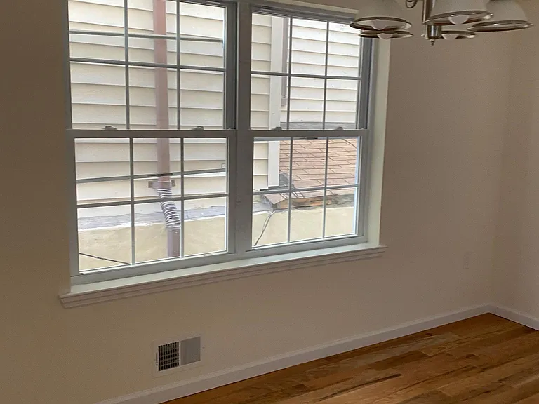 720 Bergen St #1 — Photo 3
