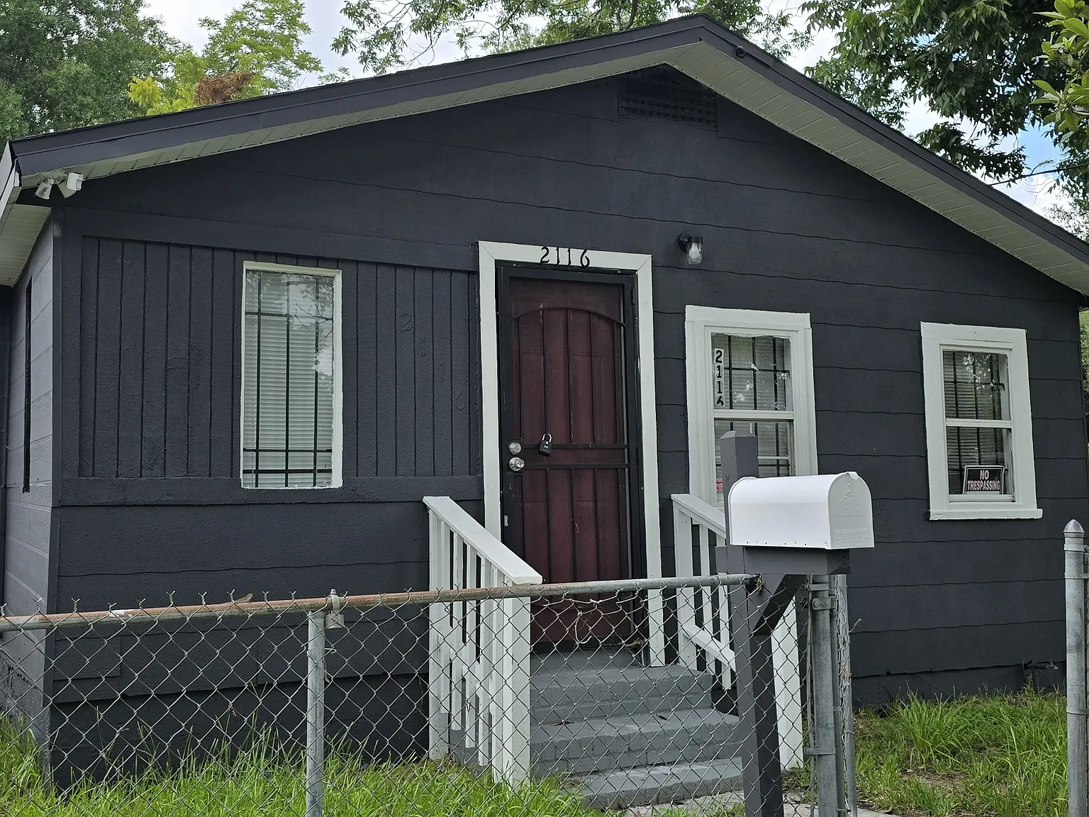 2116 Mc Millan St - 1 — Photo 2