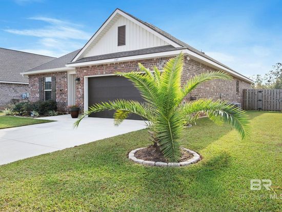 1145 Stella Rd, Foley, AL 36535