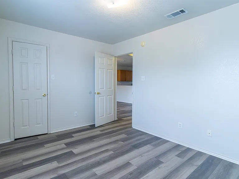 3409D Toledo Dr — Photo 16