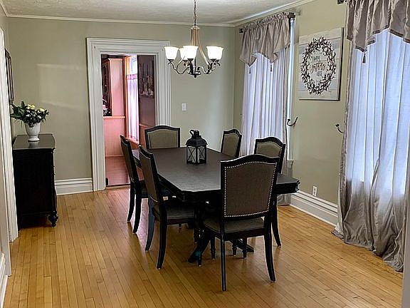 5th image of 314 Elizabeth St