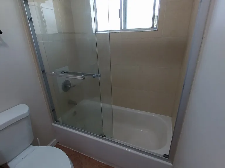 504 Maple St #4 — Photo 11