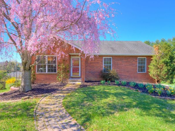 90 Dudley Dr