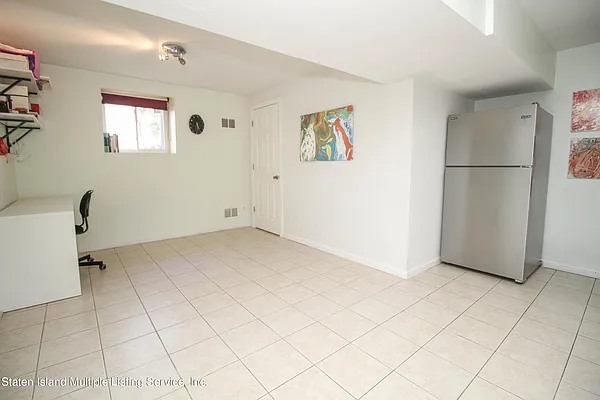 Sold by Remax Edge | media 38