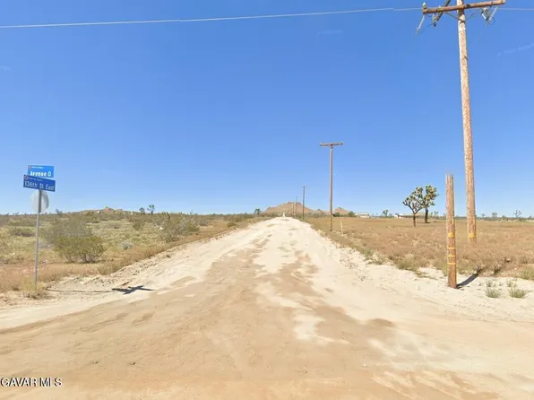 Vic Ave N #M14, Palmdale, CA 93591