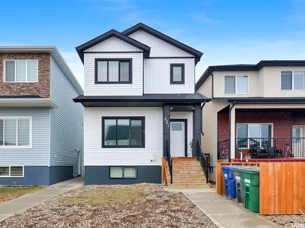621 Feheregyhazi BOULEVARD, Saskatoon, SK S7W 0Z5