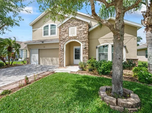 204 Briarcliff Cir, Sebastian, FL 32958
