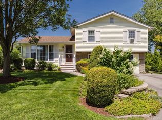 246 Chatterton Ave, Somerset, MA 02726