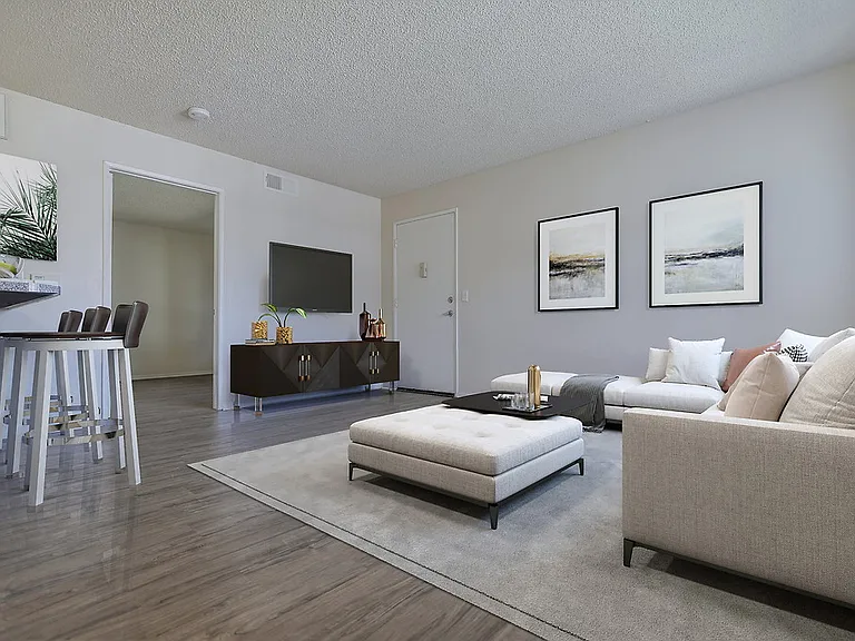 Mariners Place — Photo 6