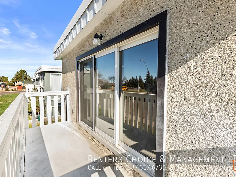 2805 Dunmore Rd SE #1 — Photo 17