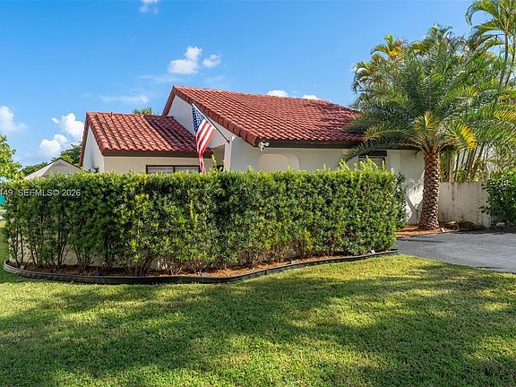 4th image of 13396 SW 115th Ter