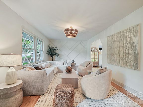 4th image of 7008 Brynhurst Dr