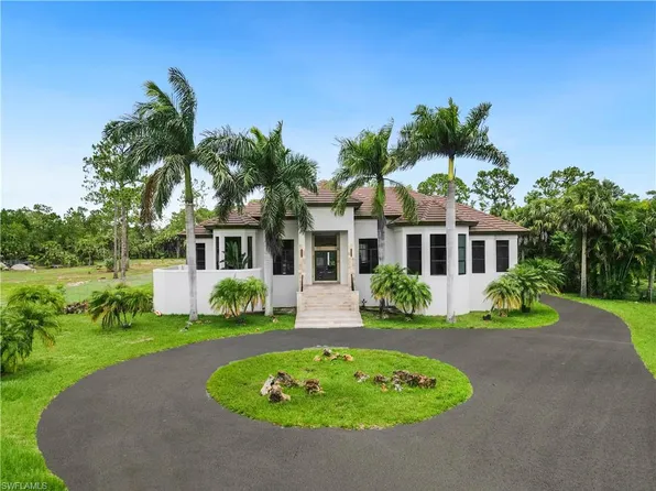 1361 Golden Gate BLVD W, NAPLES, FL 34120
