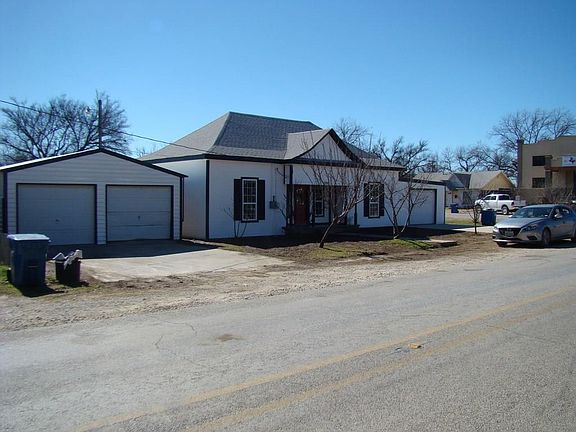 2nd image of 200 SE 1st St
