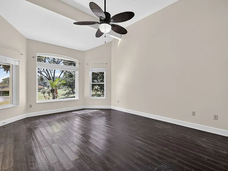 118 W Magnolia Ave — Photo 17