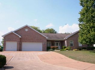 4981 Brunston Dr, Saint Louis, MO 63128