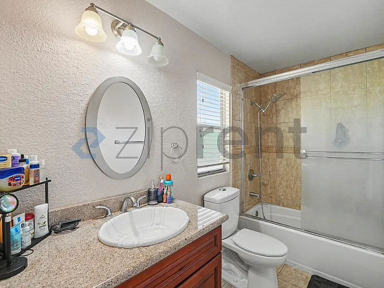 16380 Trelaney Rd — Photo 19