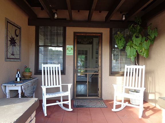 3rd image of 144 S Oleander Ave
