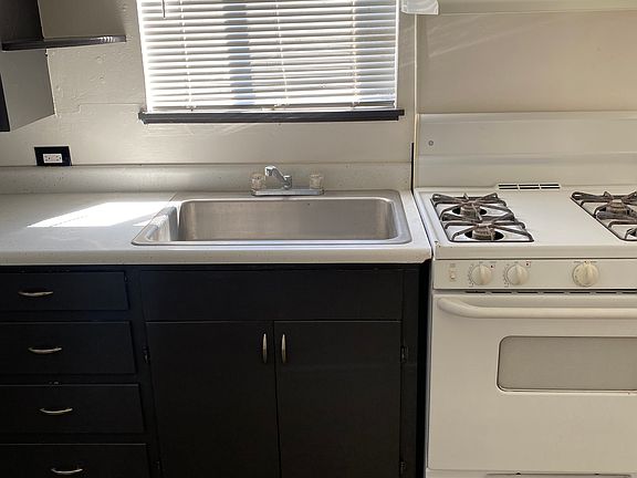 4th image of 165 Plaza Dr #165
