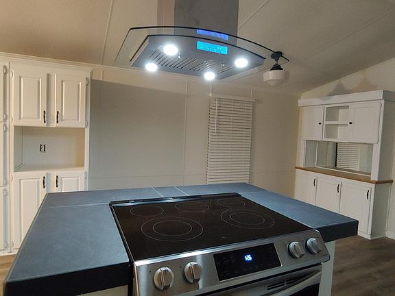 5th image of 103 Stonewood Dr