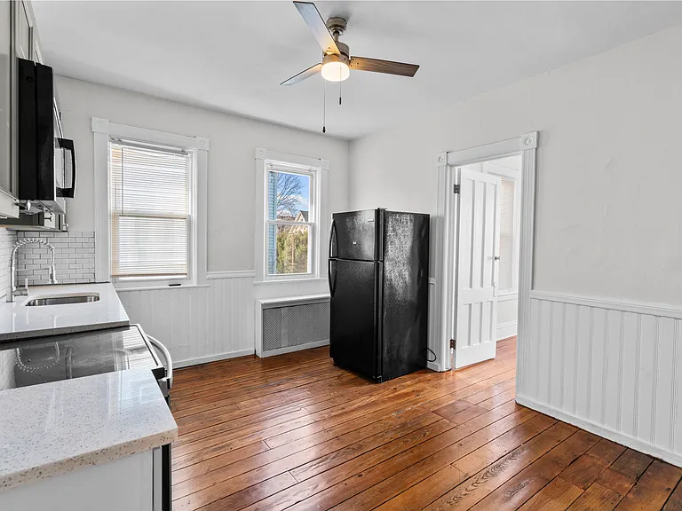 394 Gregory St #1 — Photo 4