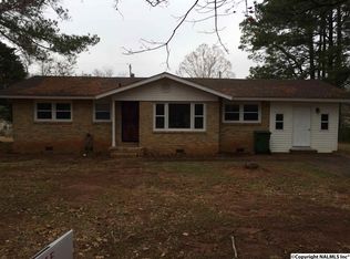 2205 Glen Iris Rd NW, Huntsville, AL 35810