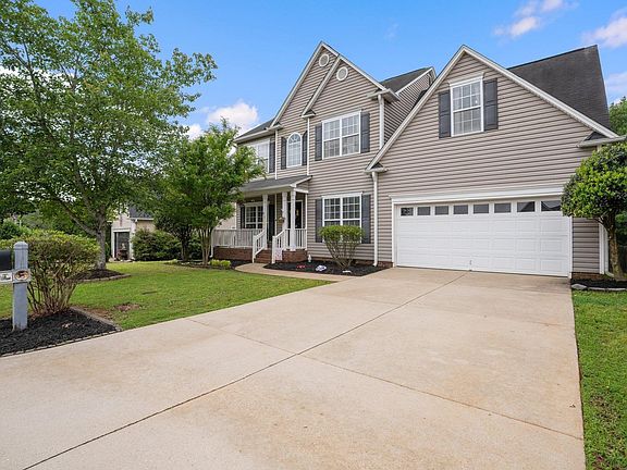 2nd image of 304 Grimes Dr