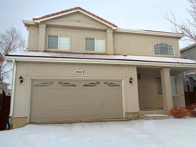 20019 E 41st Pl — Photo 1
