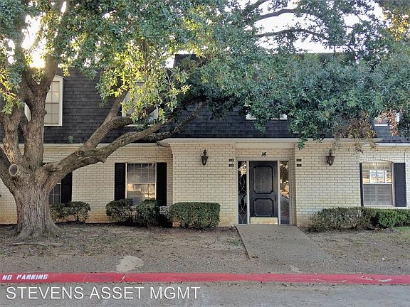 2nd image of 3730 Fairfield Ave Unit 116
