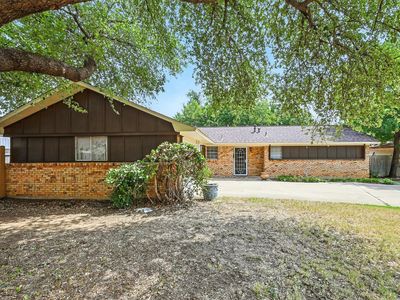 313 Vine St, Euless, TX, 76040