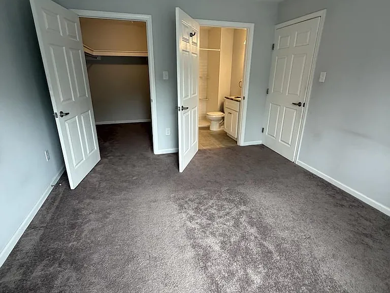 2805 Auburn Ct — Photo 9